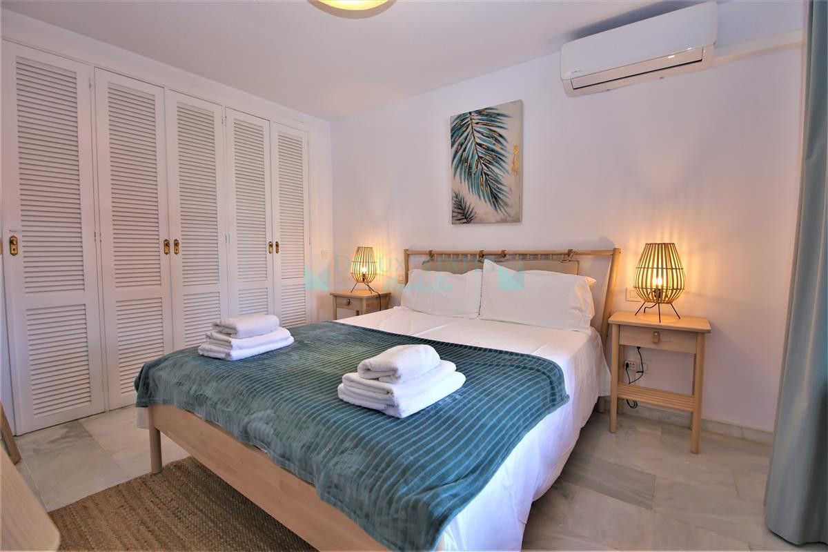 Town House for rent in Estepona
