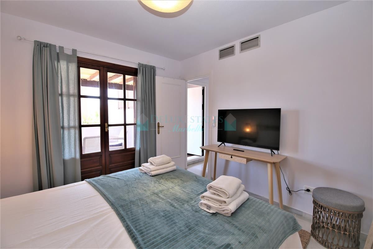 Town House for rent in Estepona