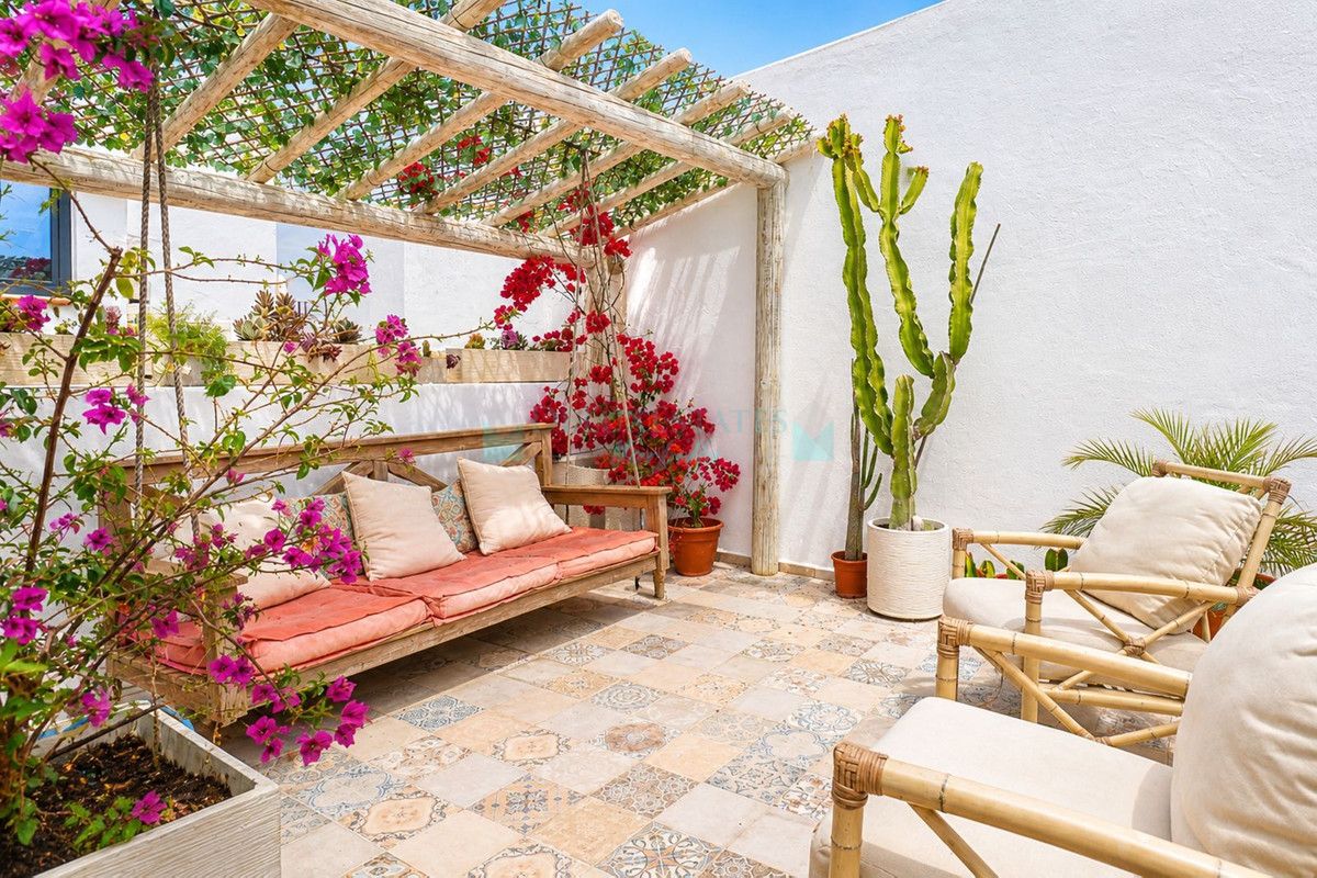 Town House for sale in Estepona