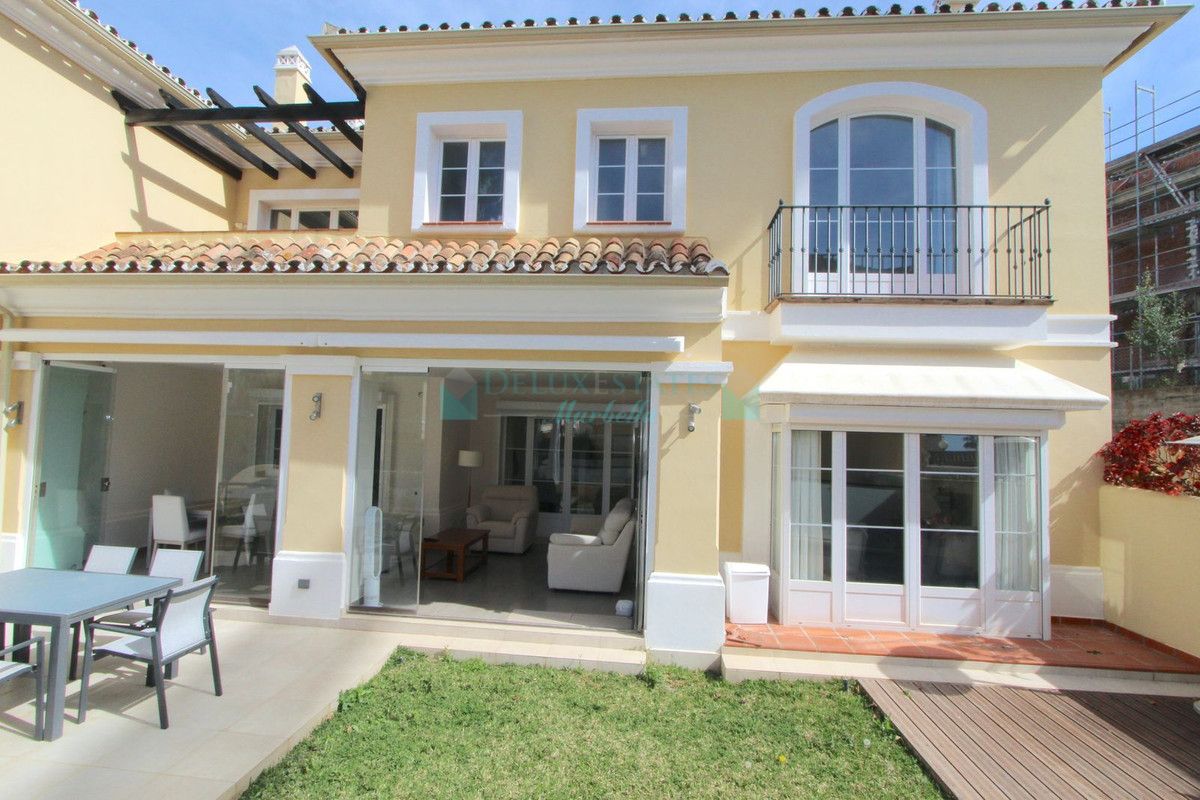 Semi Detached Villa for sale in Elviria, Marbella East