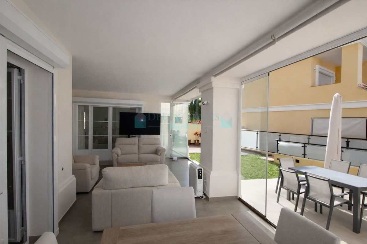 Semi Detached Villa for sale in Elviria, Marbella East