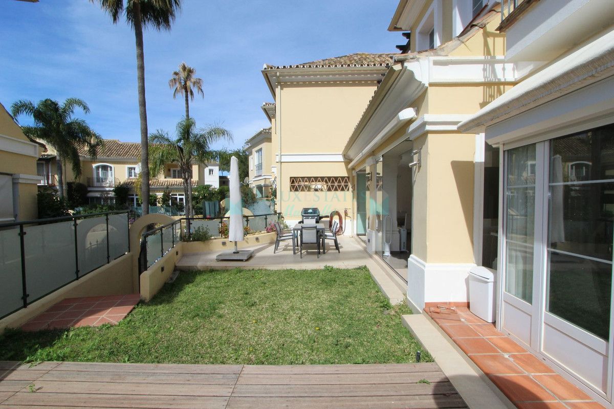 Semi Detached Villa for sale in Elviria, Marbella East