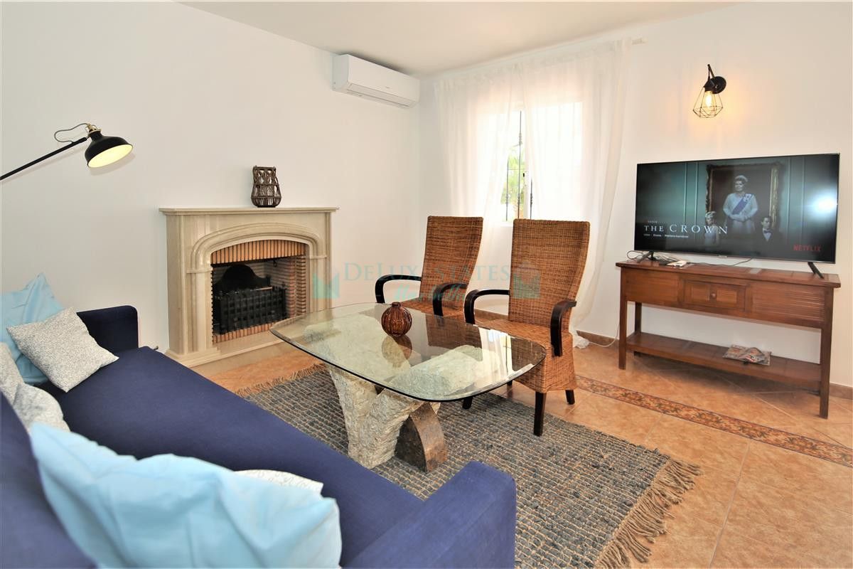 Villa en alquiler en Estepona