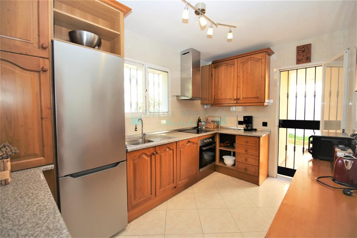 Villa en alquiler en Estepona