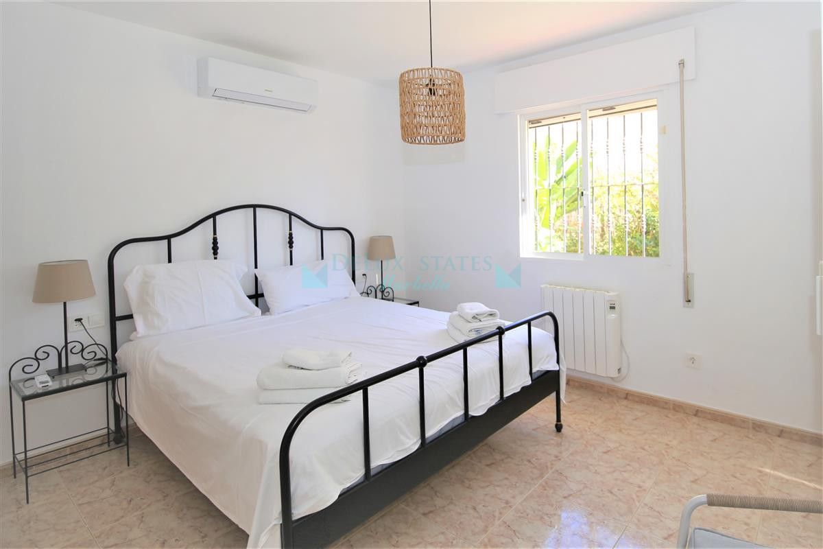Villa en alquiler en Estepona