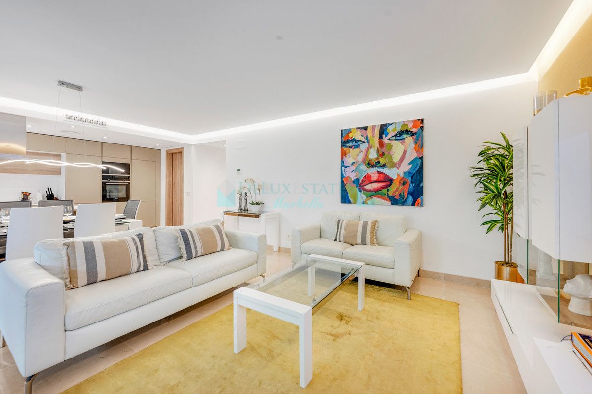 Ground Floor Apartment for sale in Marbella - Puerto Banus