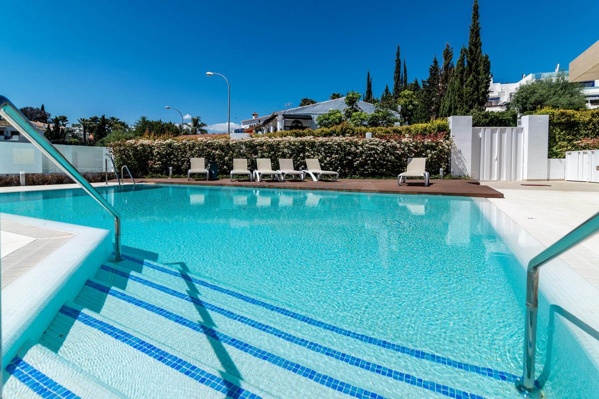 Ground Floor Apartment for sale in Marbella - Puerto Banus