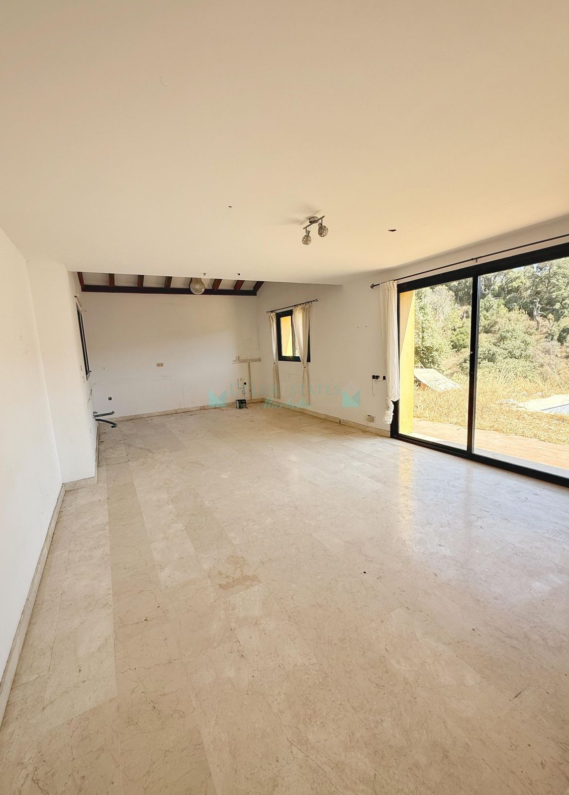 Villa for sale in Elviria, Marbella East