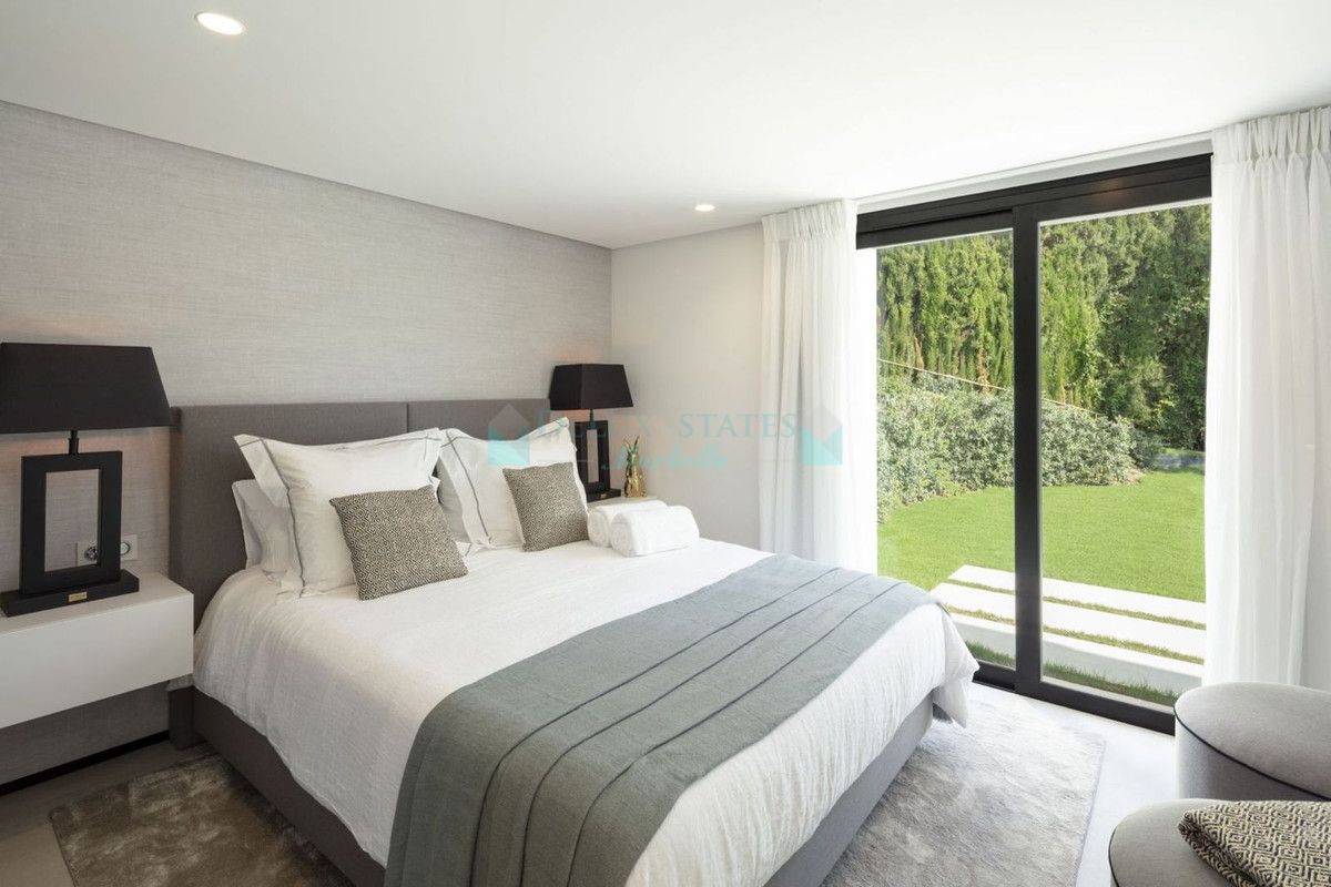 Residential Plot for sale in New Golden Mile, Estepona