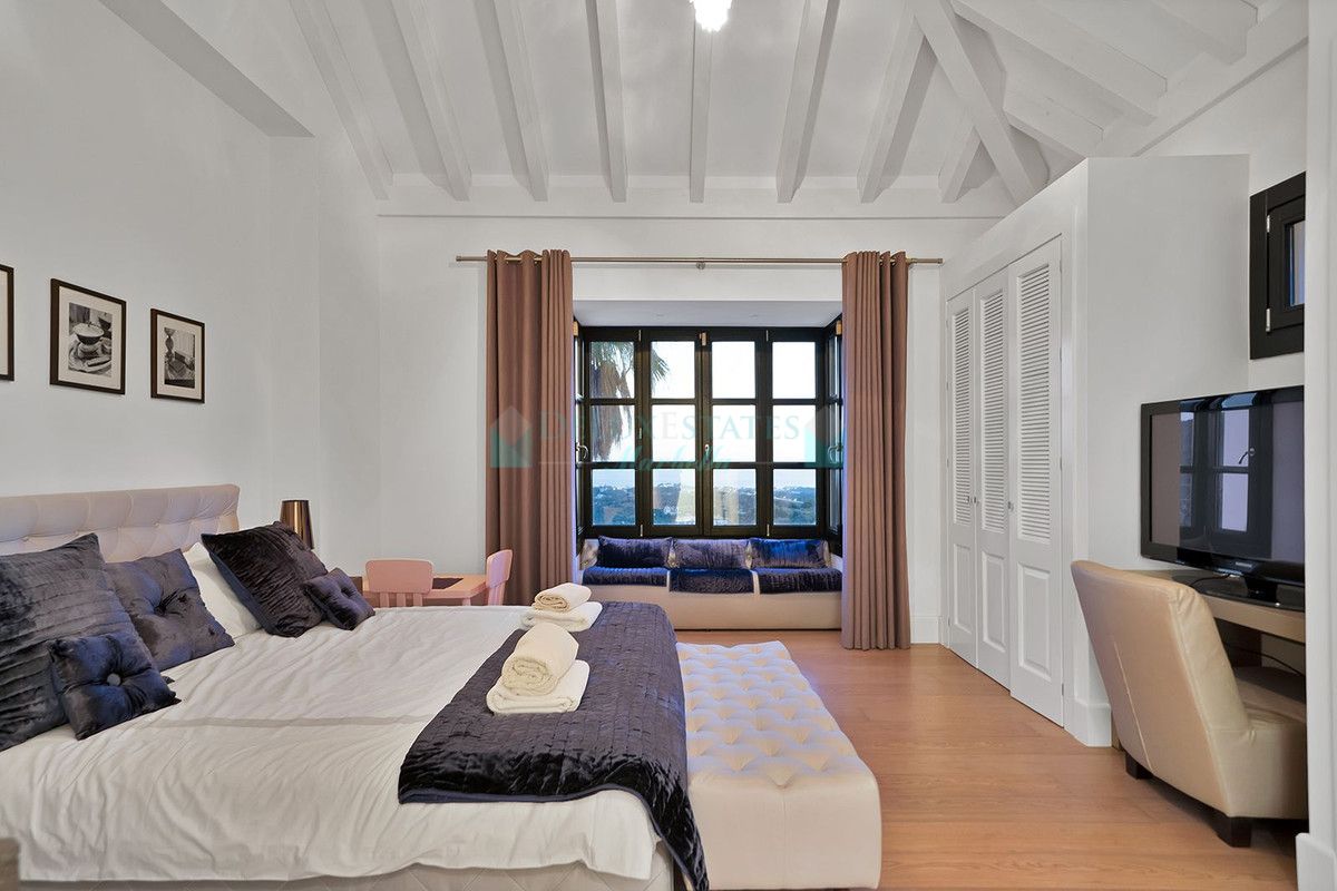 Villa en venta en Benahavis