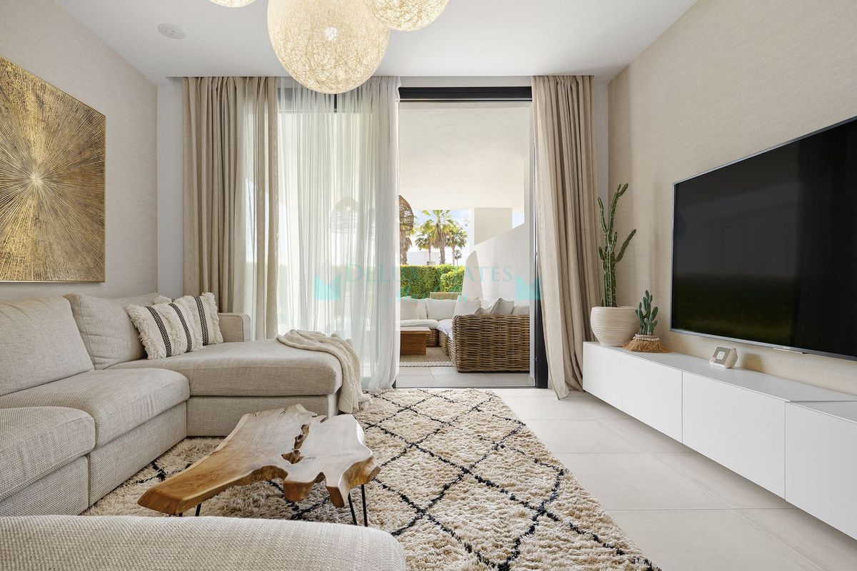 Ground Floor Apartment for sale in El Paraiso, Estepona