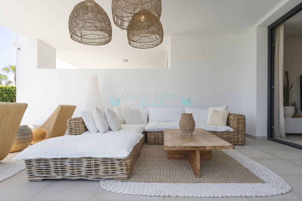 Ground Floor Apartment for sale in El Paraiso, Estepona