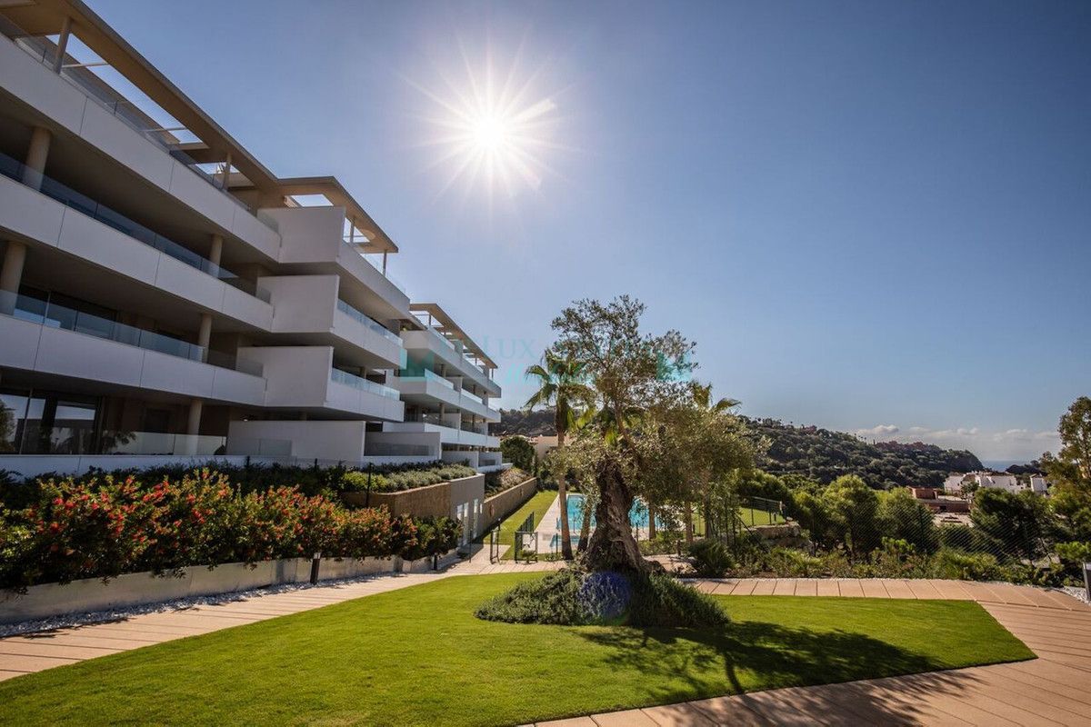 Apartment for rent in Benahavis