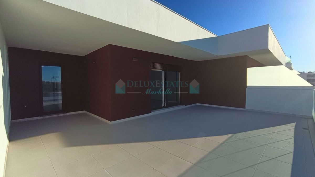 Penthouse for rent in Estepona