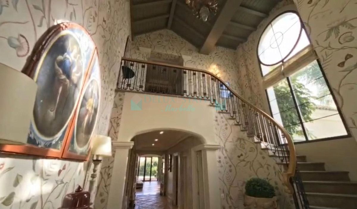 Villa for sale in Guadalmina Baja, San Pedro de Alcantara