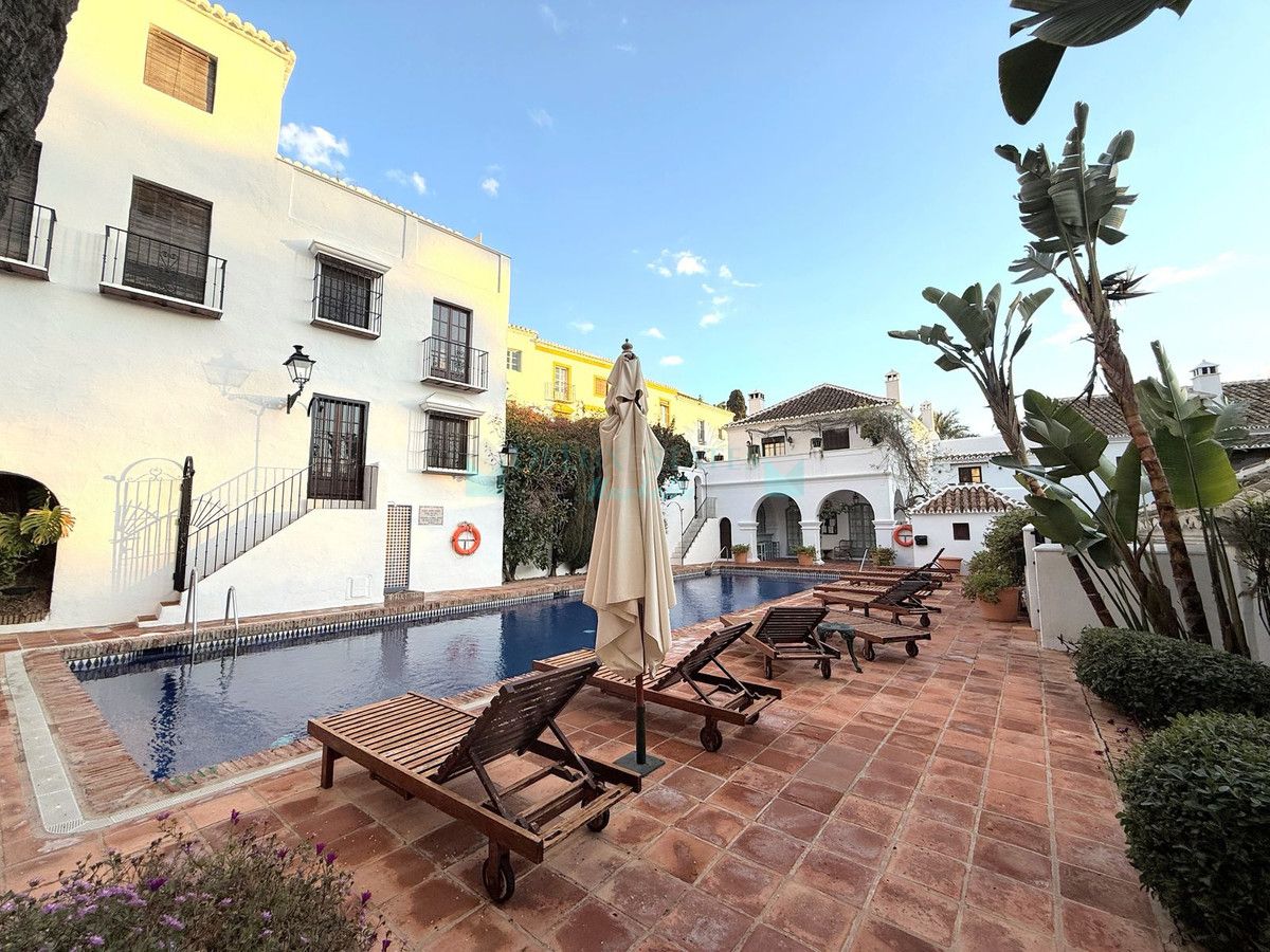 Semi Detached Villa for sale in Marbella