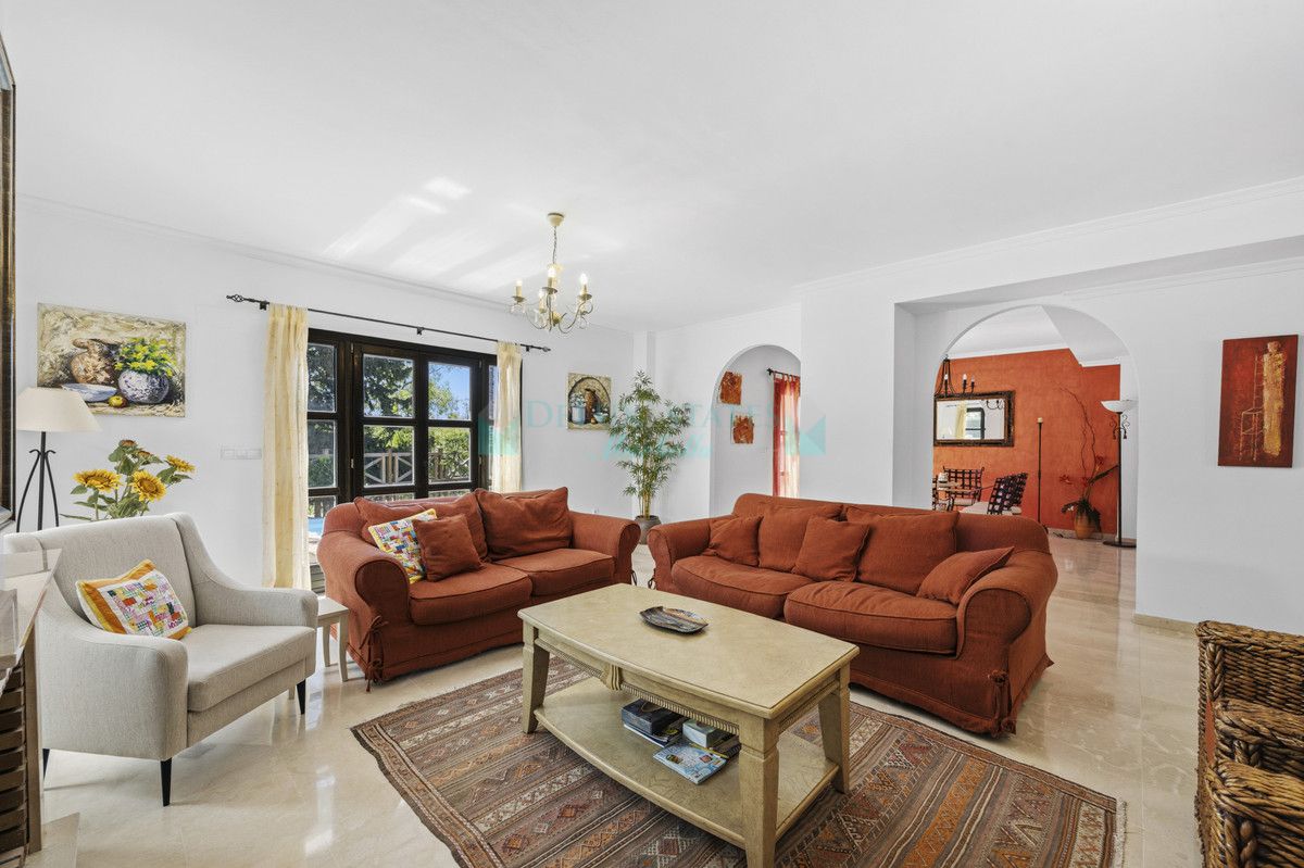 Villa for sale in Guadalmina Alta, San Pedro de Alcantara