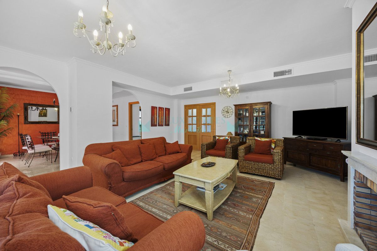 Villa for sale in Guadalmina Alta, San Pedro de Alcantara