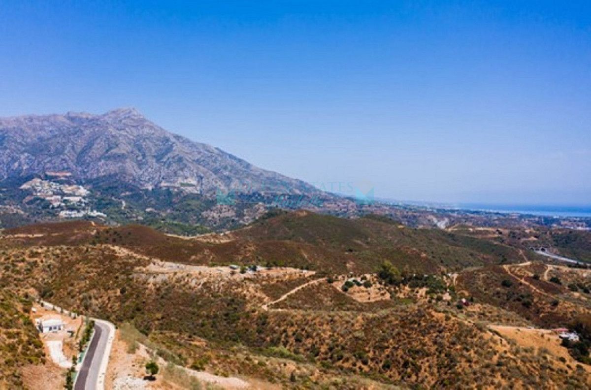 Residential Plot for sale in Benahavis