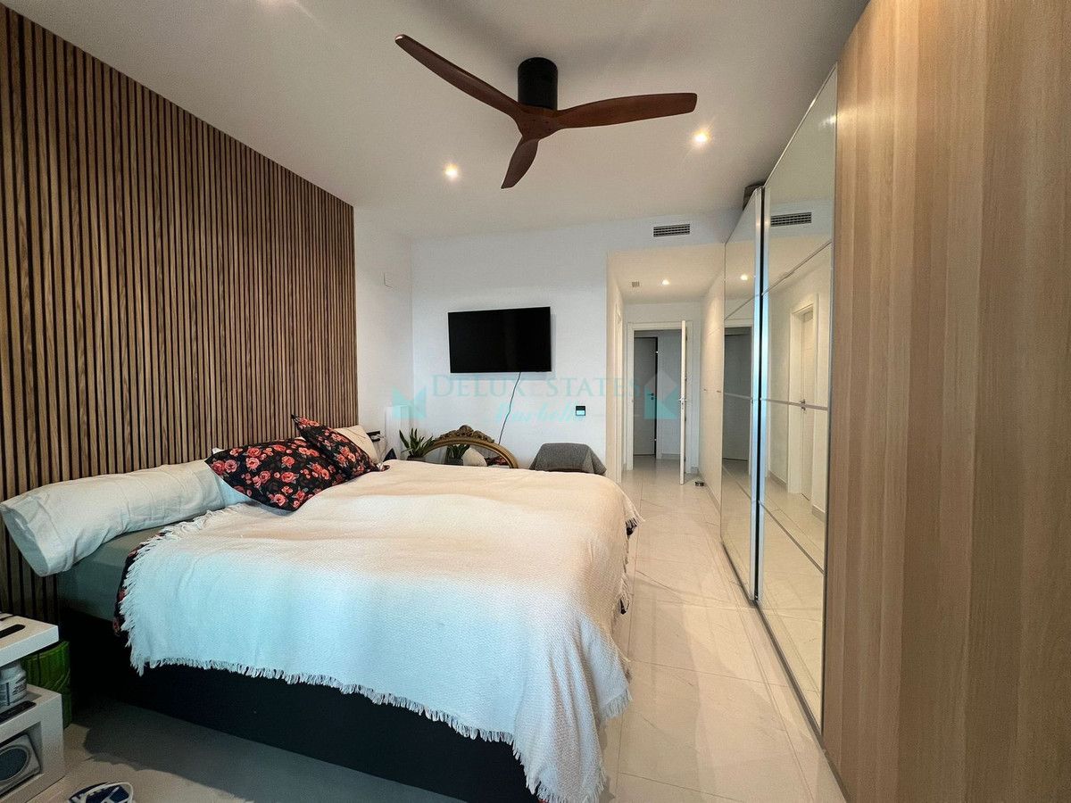 Ground Floor Apartment for sale in Estepona