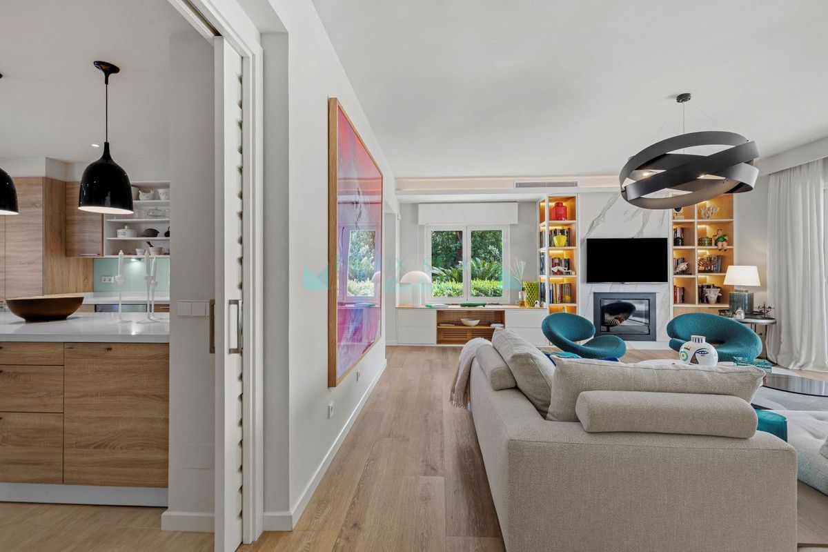 Villa for sale in Marbella Golden Mile