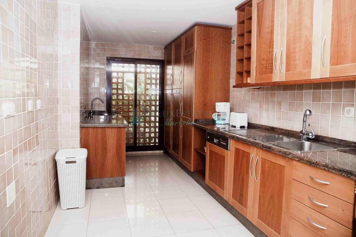 Ground Floor Apartment for sale in San Pedro de Alcantara