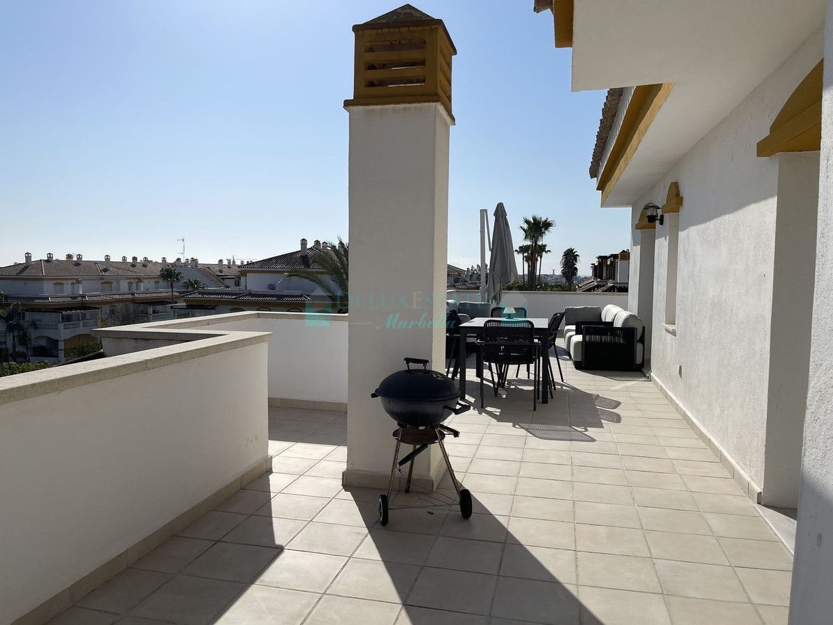 Penthouse for sale in Nueva Andalucia