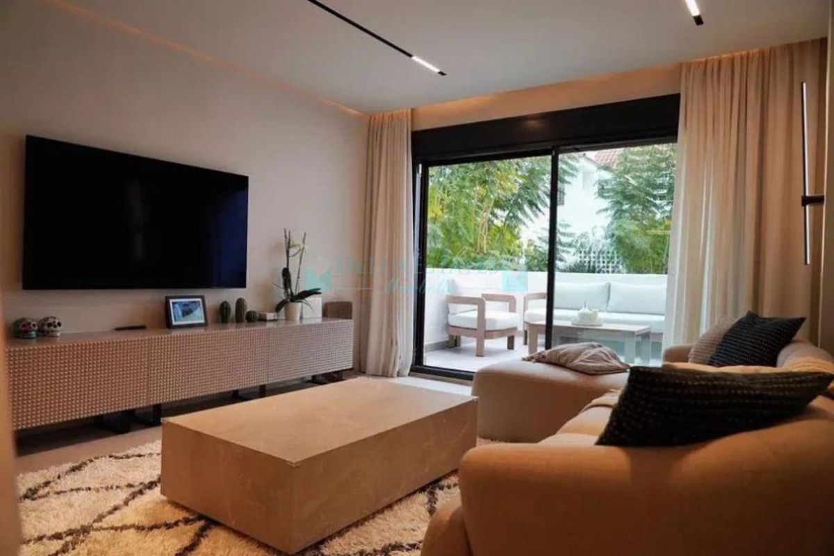 Apartamento Planta Baja en venta en Nueva Andalucia