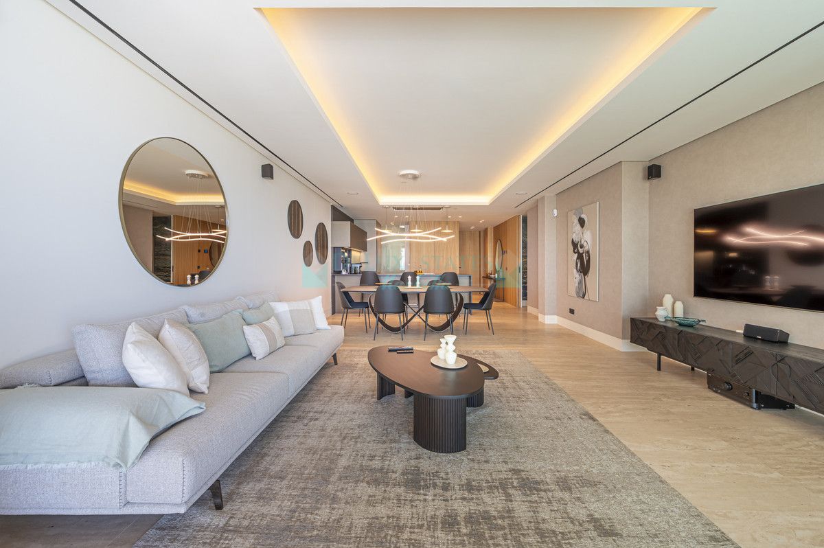 Apartamento en venta en Estepona