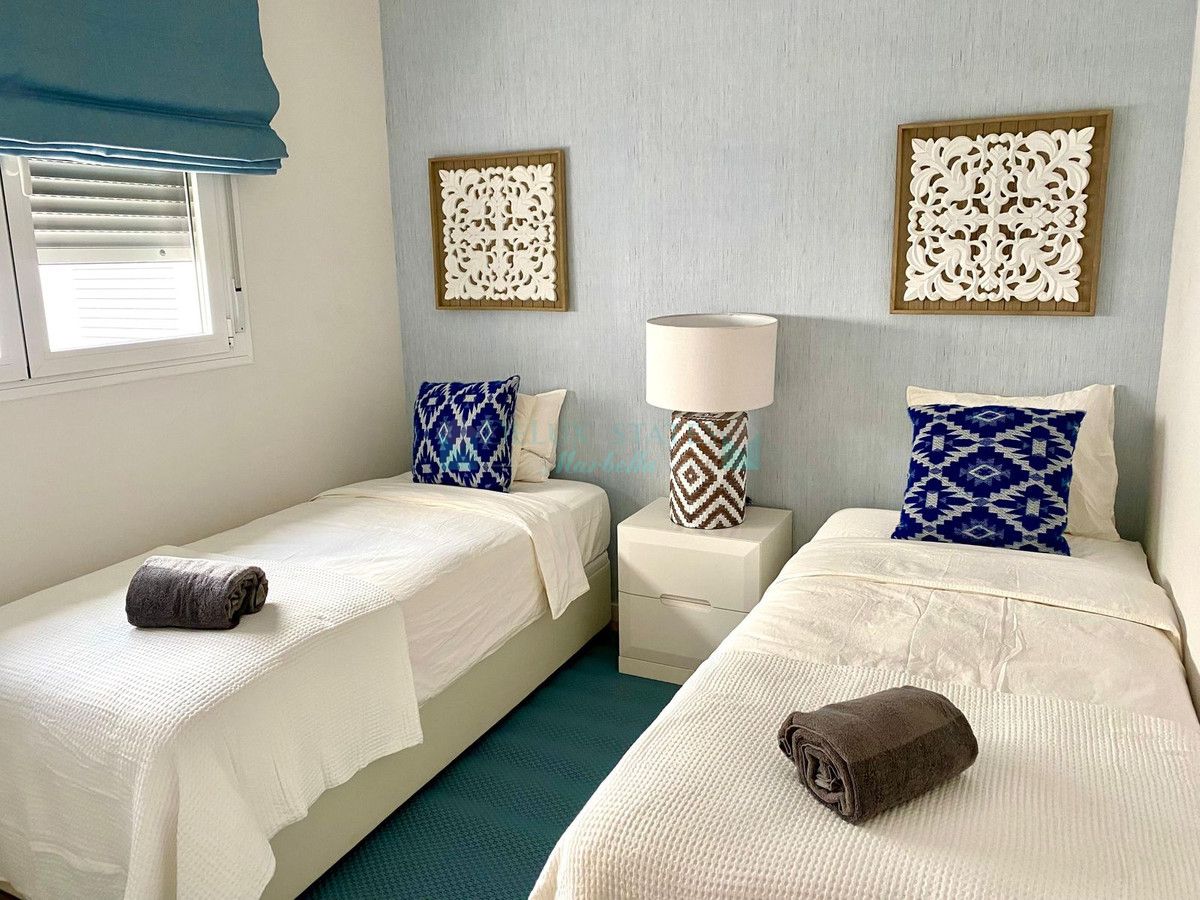 Penthouse for sale in Nueva Andalucia