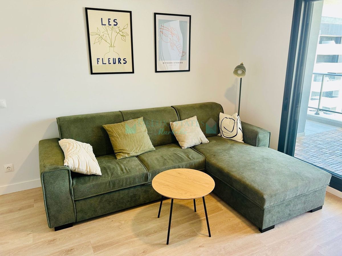 Apartamento en alquiler en Estepona