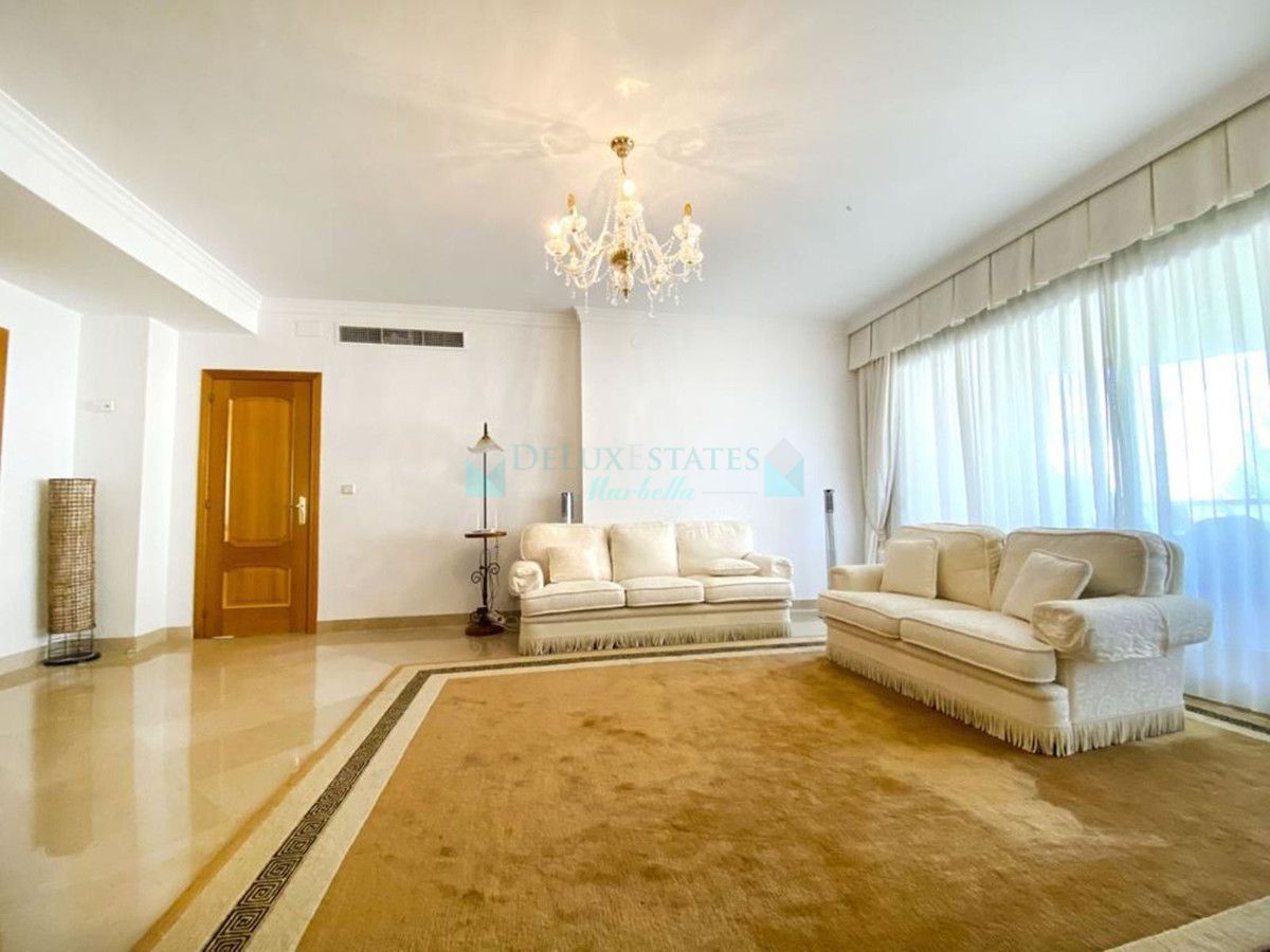 Apartamento en venta en Marbella