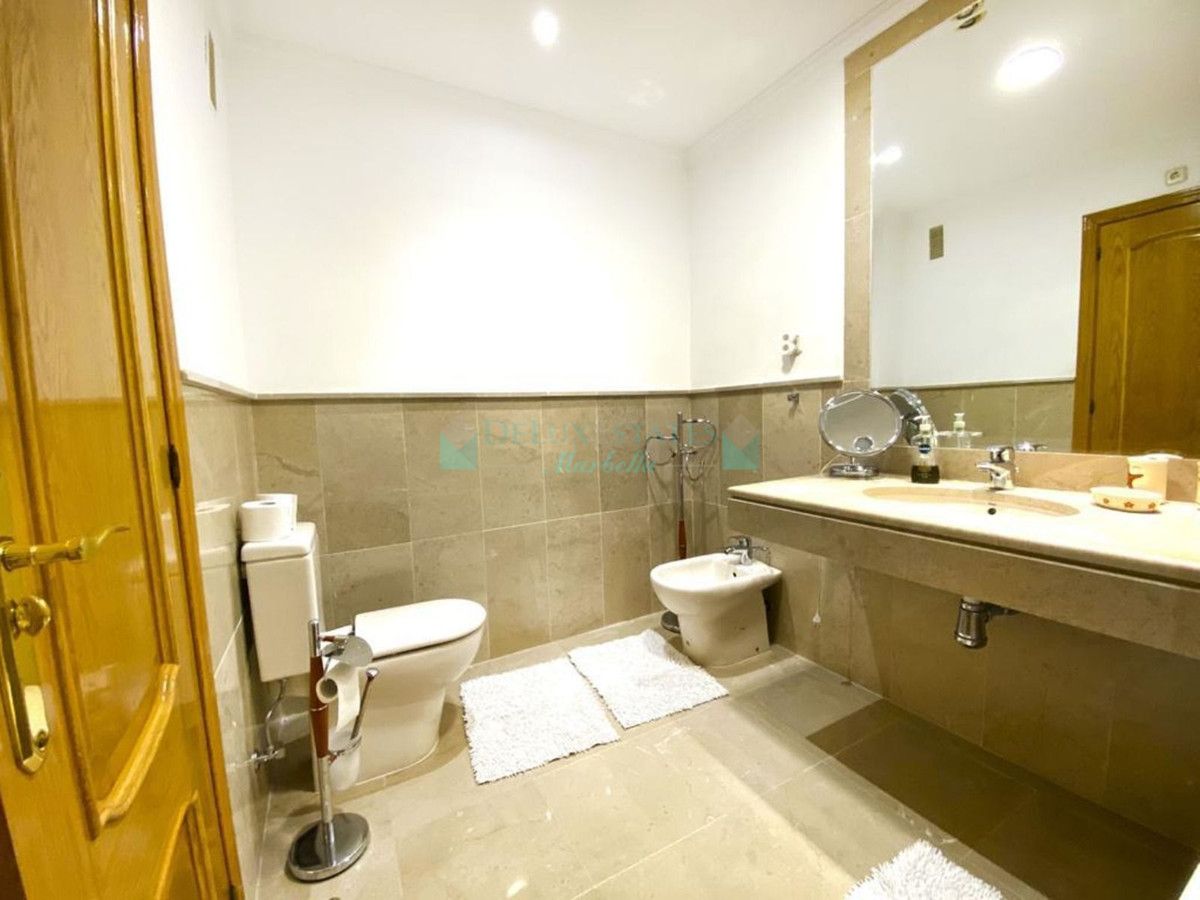 Apartamento en venta en Marbella