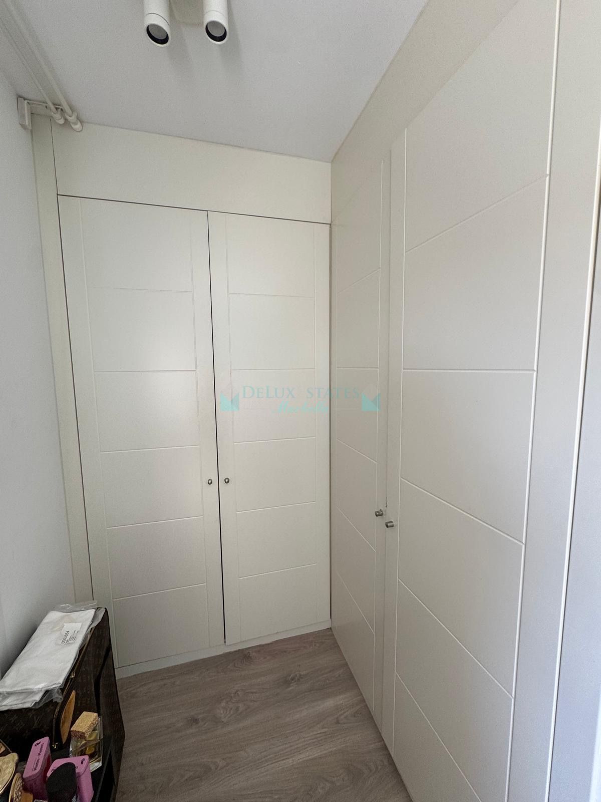 Penthouse for sale in Nueva Andalucia