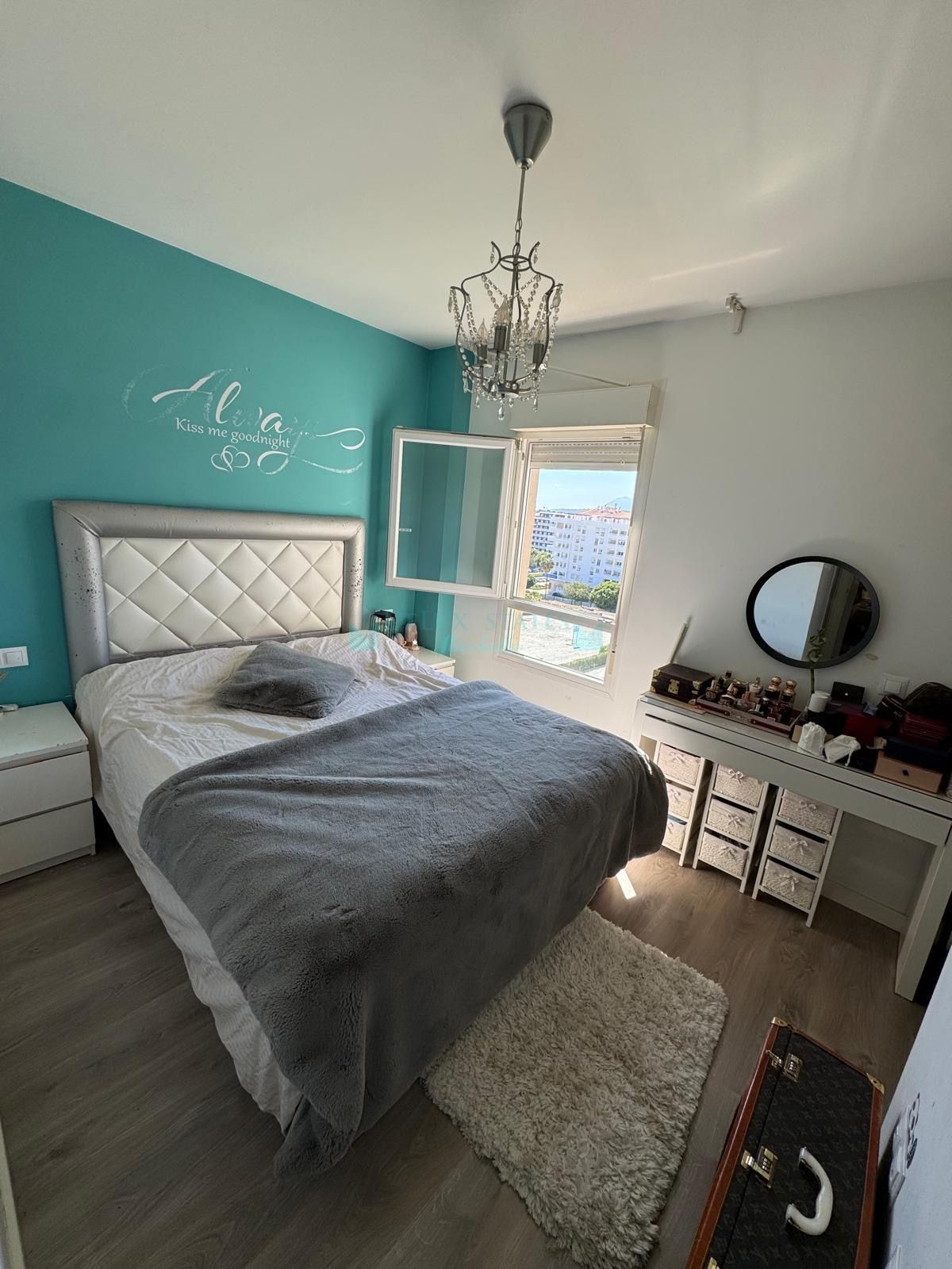 Penthouse for sale in Nueva Andalucia