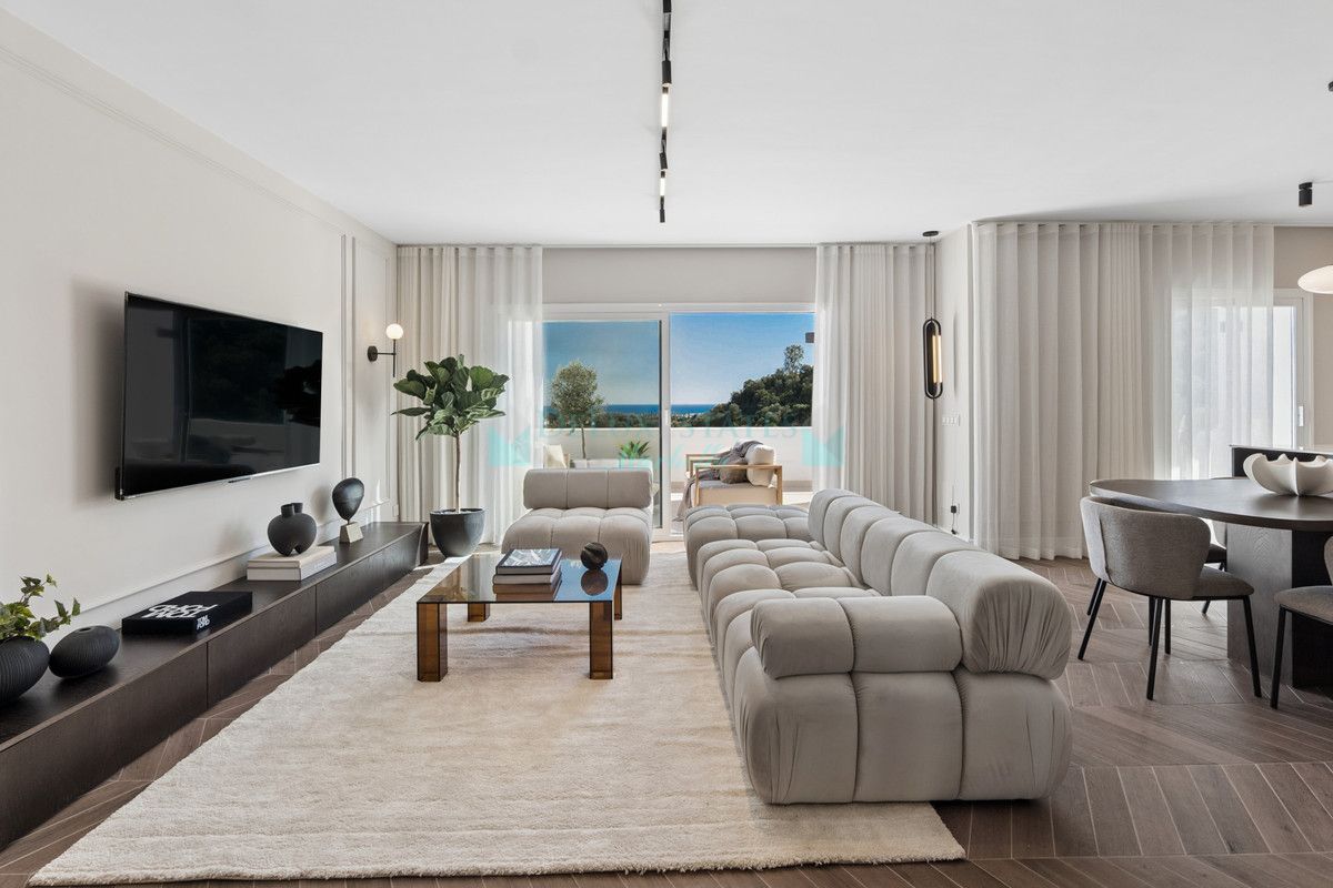 Penthouse for sale in Benahavis