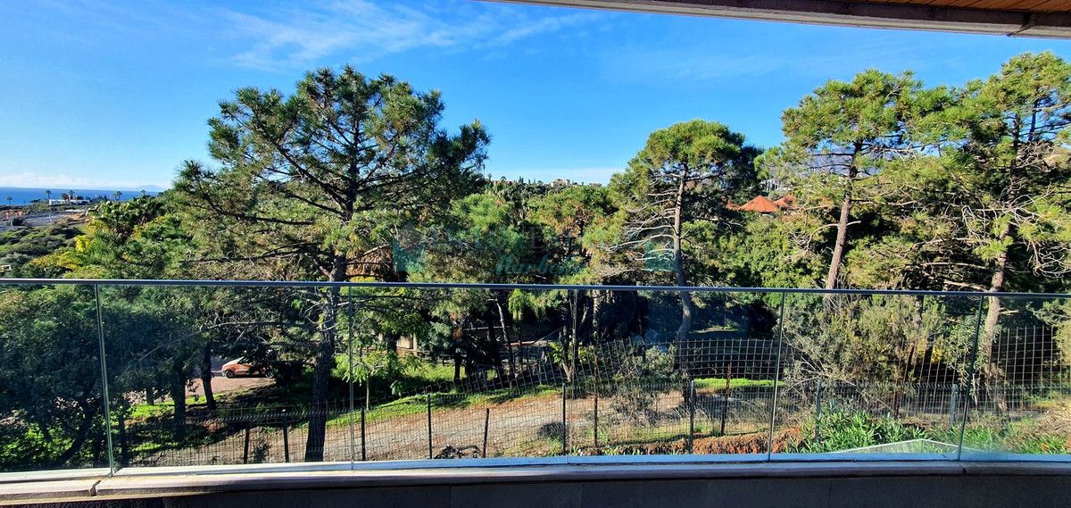 Apartamento en venta en Estepona