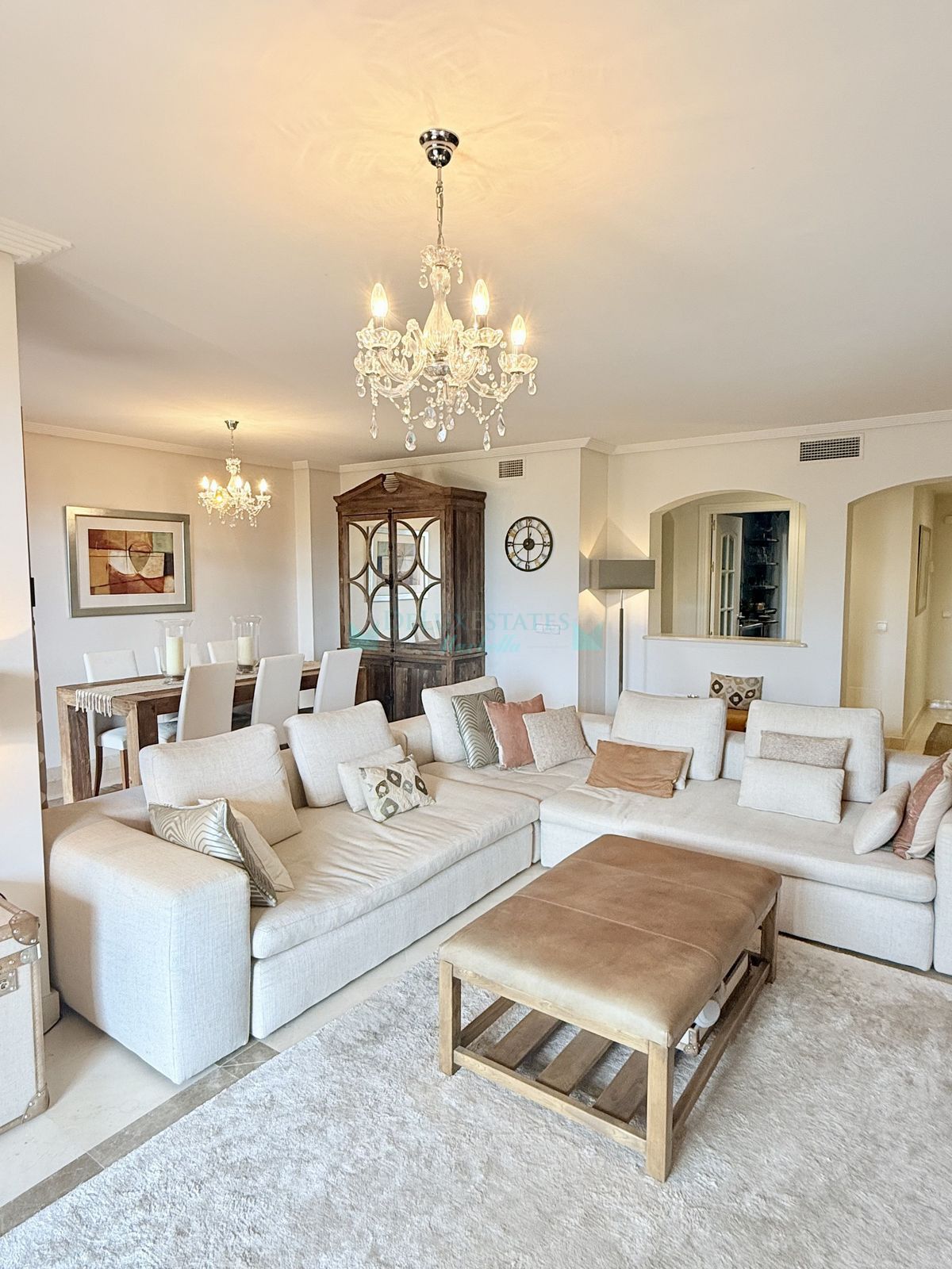 Ground Floor Apartment for sale in Los Arqueros, Benahavis