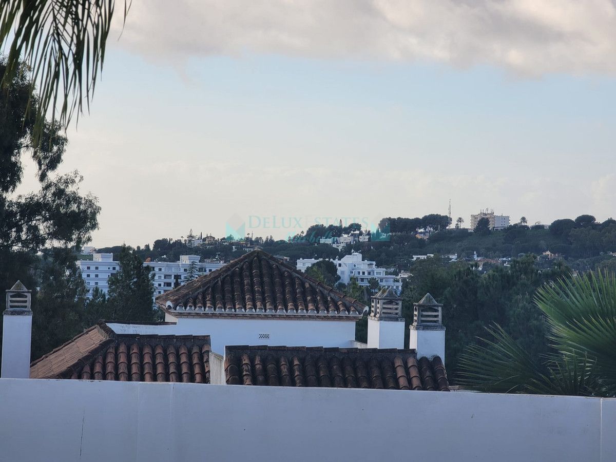 Plot for sale in Nueva Andalucia