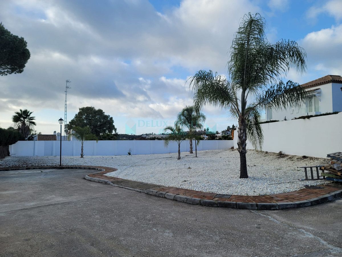 Plot for sale in Nueva Andalucia