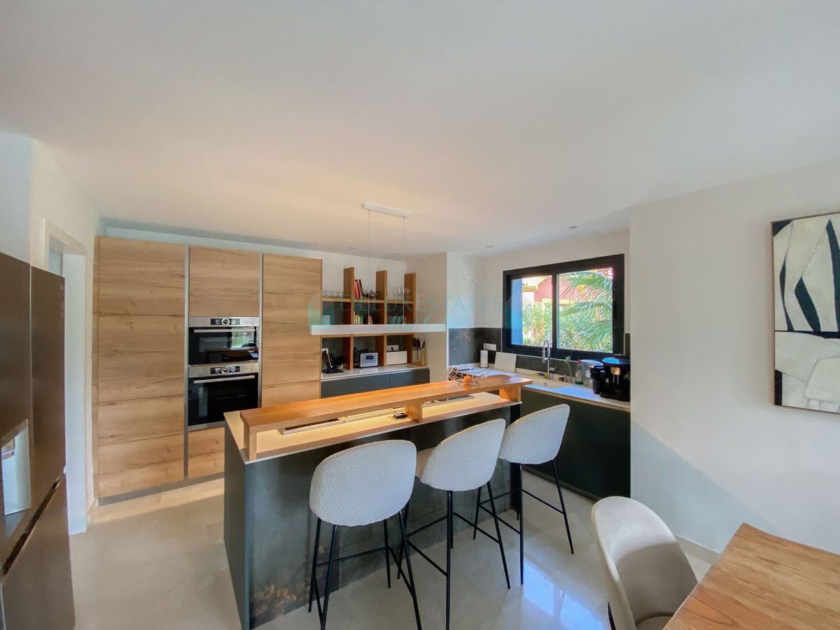 Villa for sale in Elviria, Marbella East