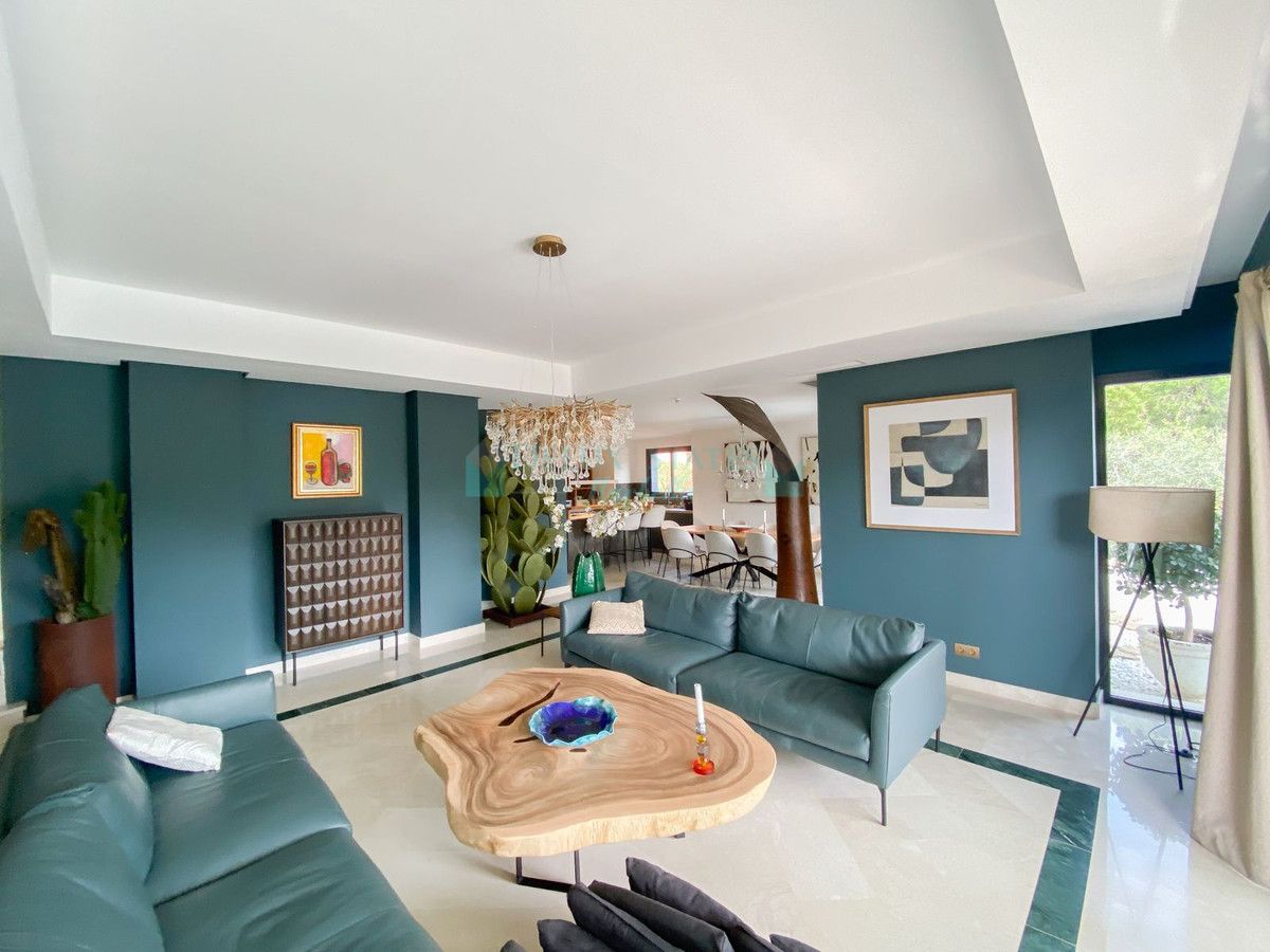 Villa for sale in Elviria, Marbella East