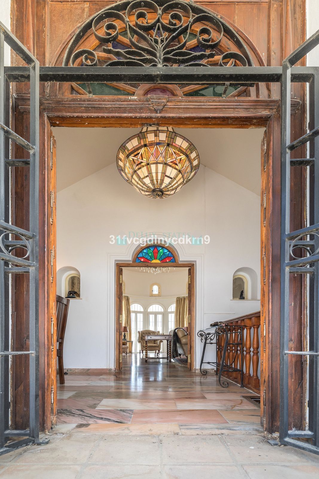 Villa for sale in Estepona