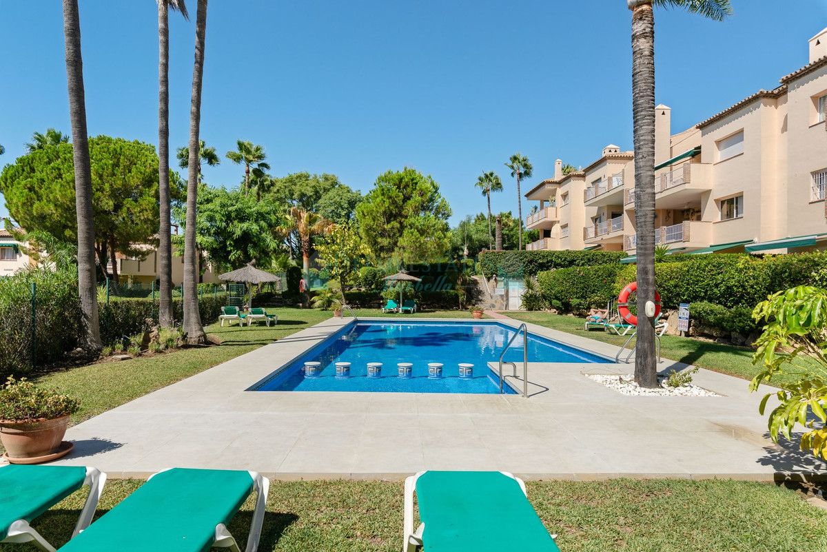 Apartamento Planta Baja en venta en Nueva Andalucia