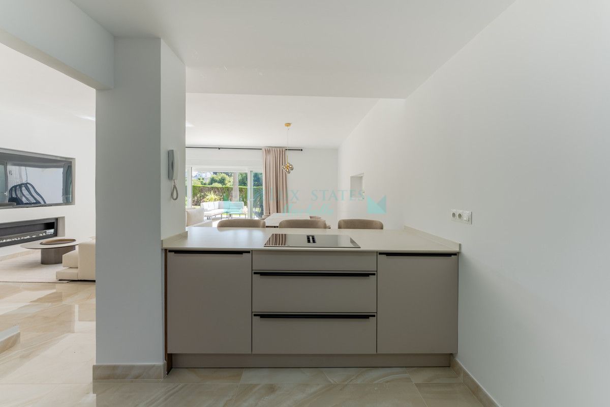 Town House for rent in Nueva Andalucia