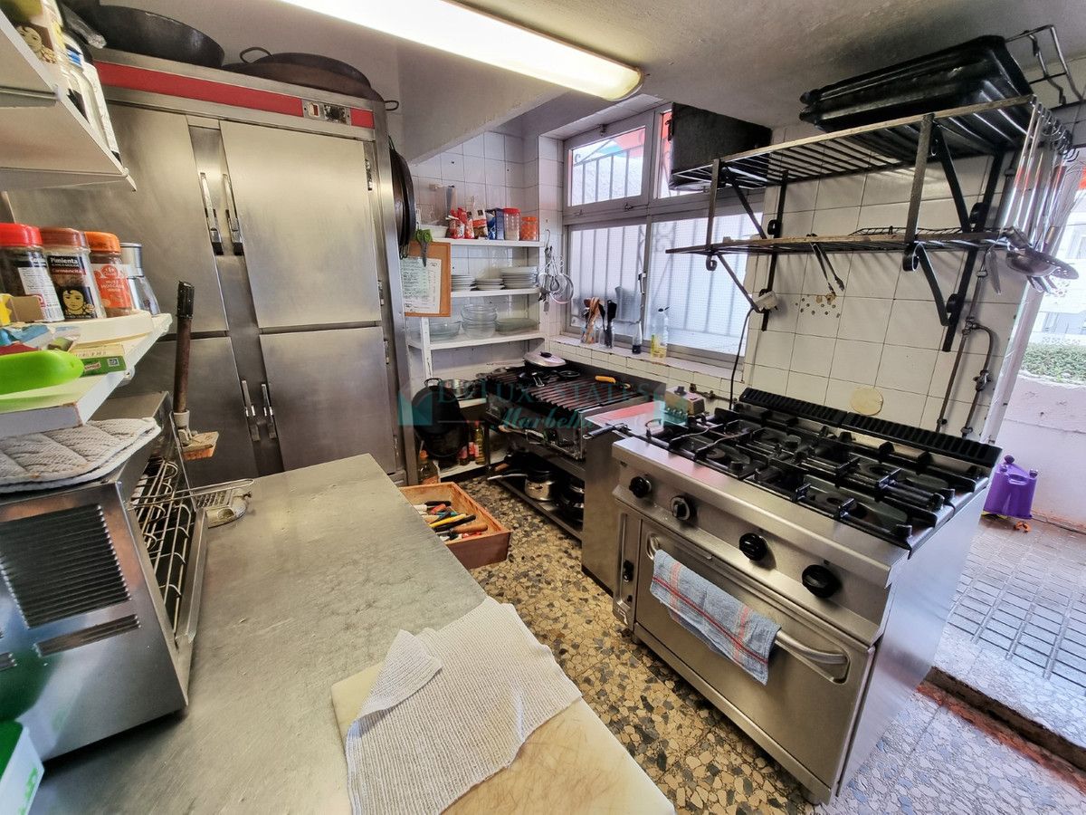 Restaurant for sale in Estepona