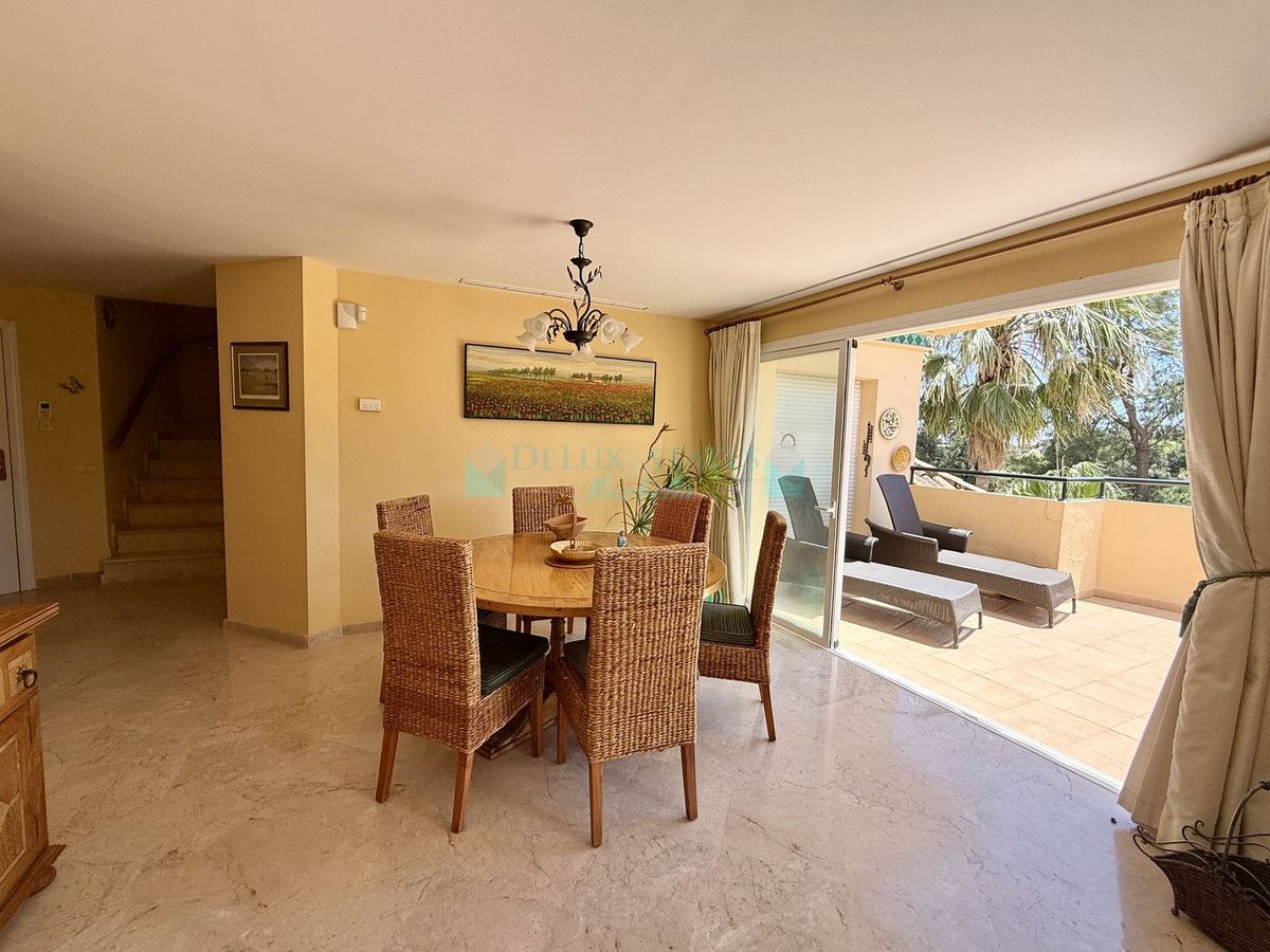 Ático en venta en Rio Real, Marbella Este