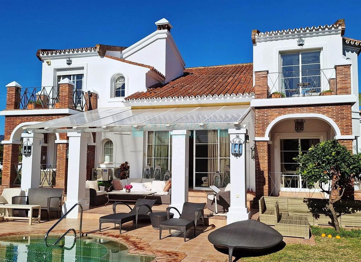 Villa for sale in Marbella - Puerto Banus