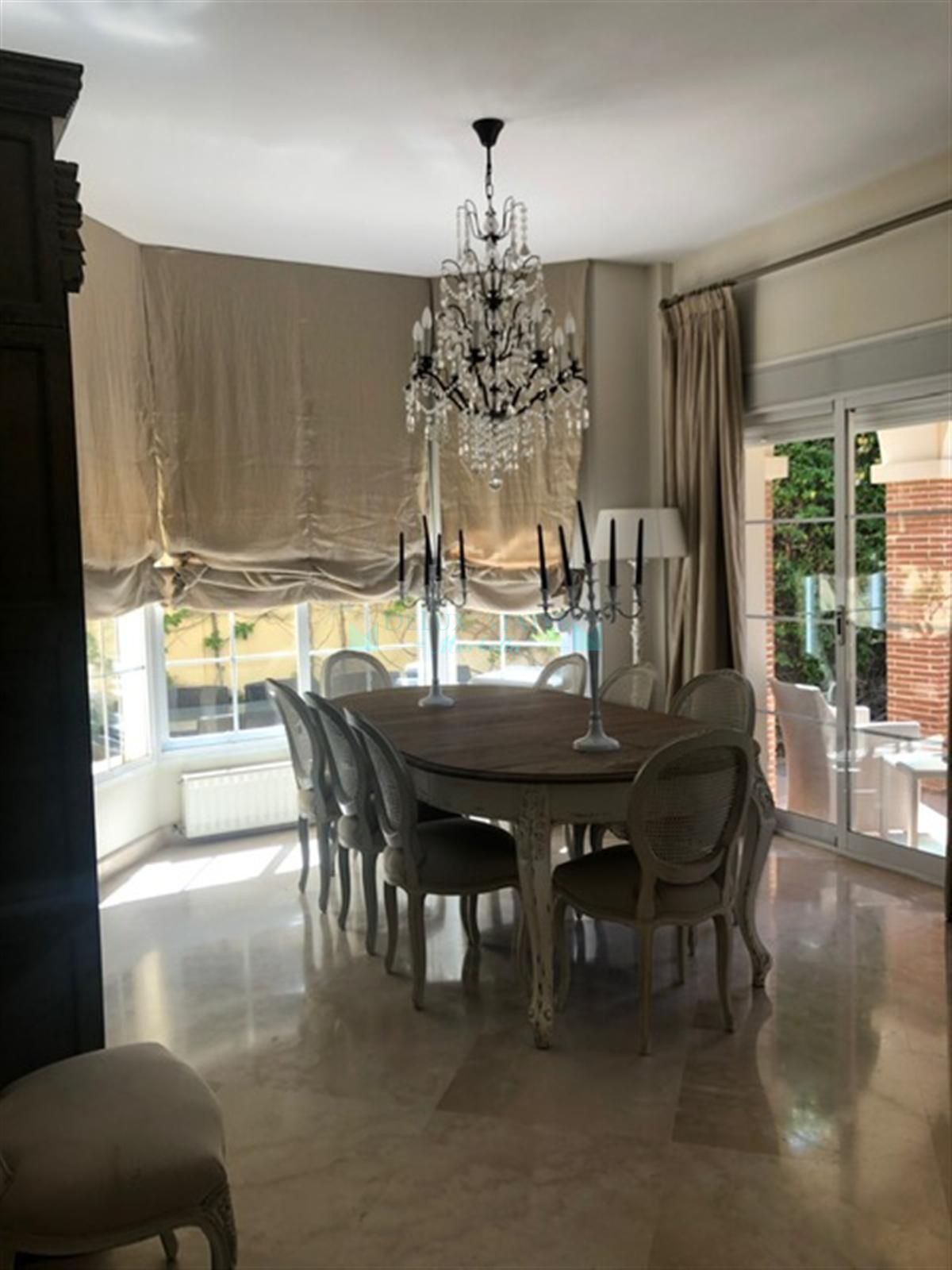Villa for sale in Marbella - Puerto Banus