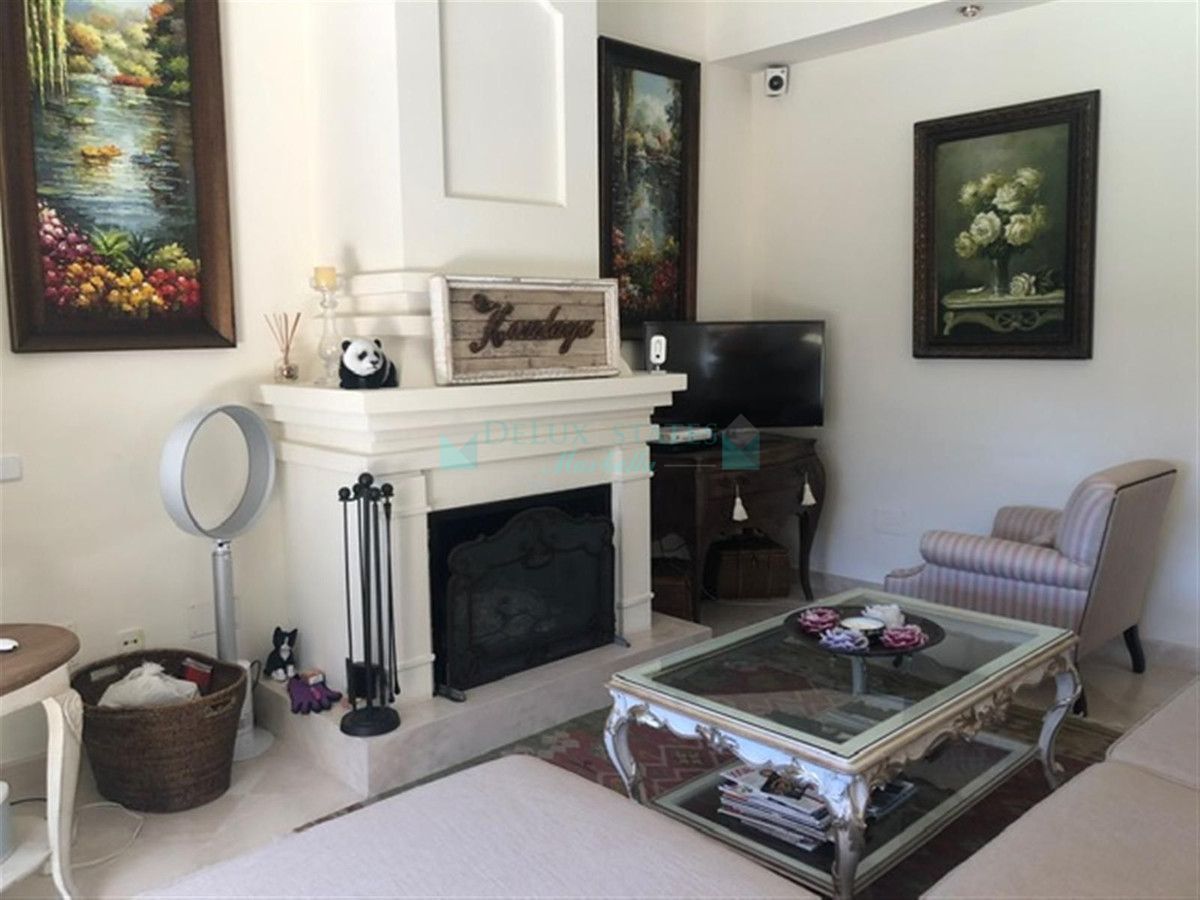 Villa for sale in Marbella - Puerto Banus